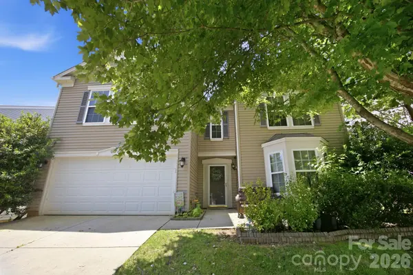 6127 Blue Ash LN, Charlotte, NC 28215