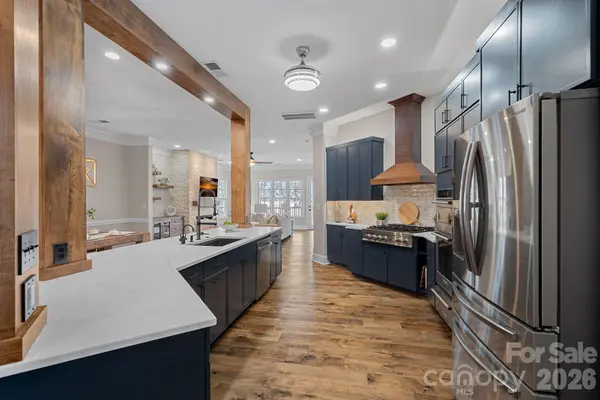 103 N Cove Key LN, Mooresville, NC 28117