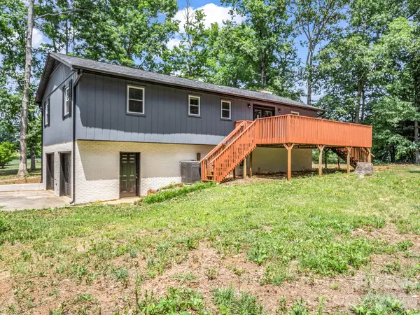 944 Woodland DR, Shelby, NC 28150