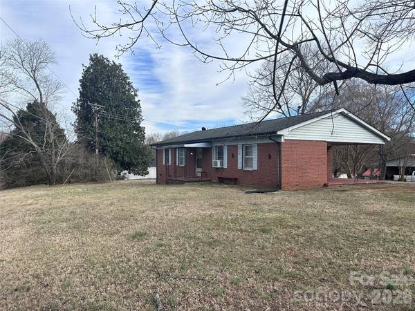 2410 Harris Henrietta RD, Mooresboro, NC 28114