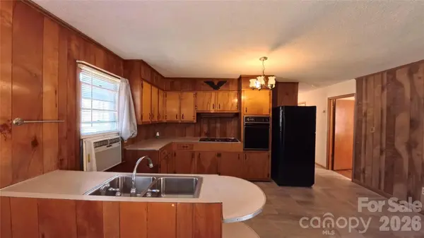 2410 Harris Henrietta RD, Mooresboro, NC 28114
