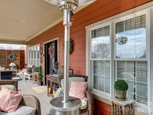 1645 Ivy Hill RD, Marshall, NC 28753
