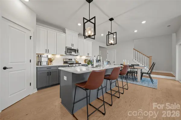 14028 Lake Home LN, Charlotte, NC 28278