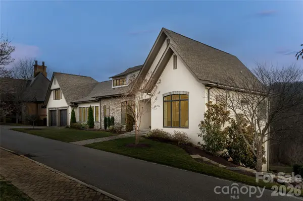 22 Snap Dragon CT, Asheville, NC 28804