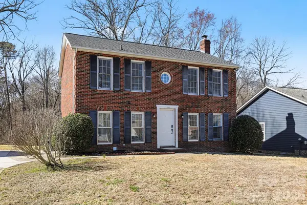 5932 Scots Bluff DR, Charlotte, NC 28227