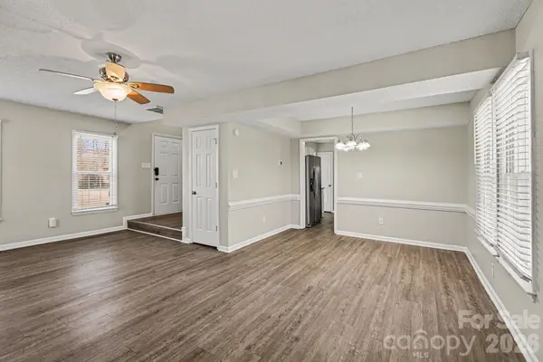 5932 Scots Bluff DR, Charlotte, NC 28227