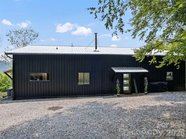 1225 Clark RD, Clyde, NC 28721