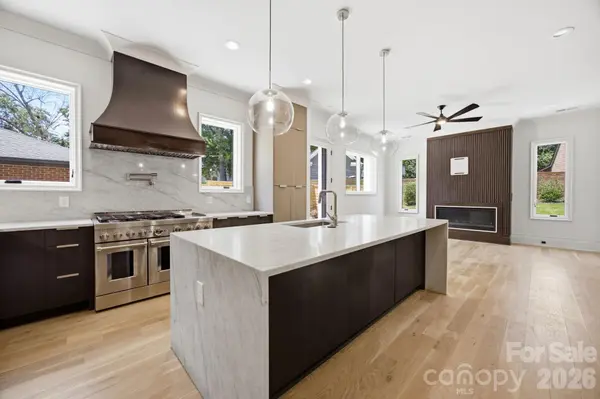 2117 Lombardy CIR, Charlotte, NC 28203