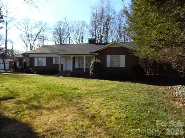 603 1st Avenue PL NE, Conover, NC 28613