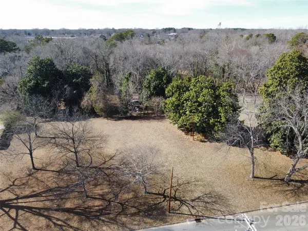 208 S Beaver ST, Landis, NC 28088