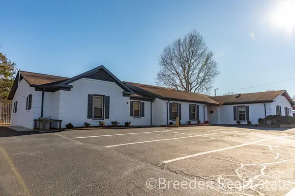 204 E McDowell ST #A, Morganton, NC 28655