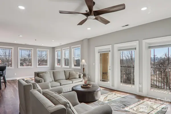 475 S Church ST #E, Hendersonville, NC 28792