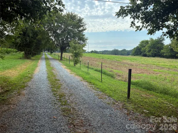 13215 Pine Bluff RD, Midland, NC 28107