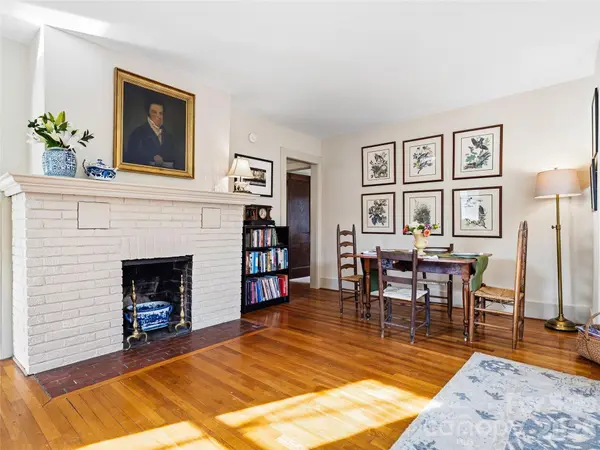 4 Duke ST, Asheville, NC 28803