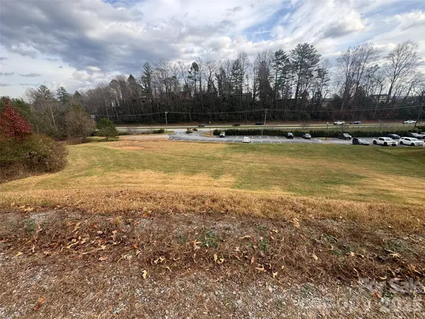 000 Market ST #L5/L6, Brevard, NC 28712