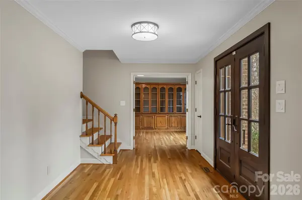 112 Parkland ST, Morganton, NC 28655