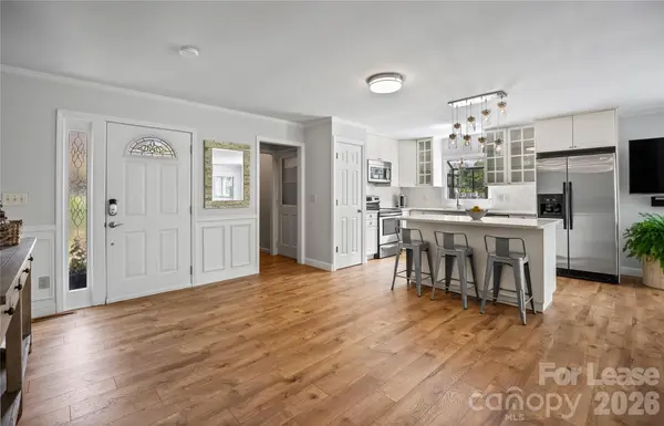 108 Surfside LN, Mooresville, NC 28117