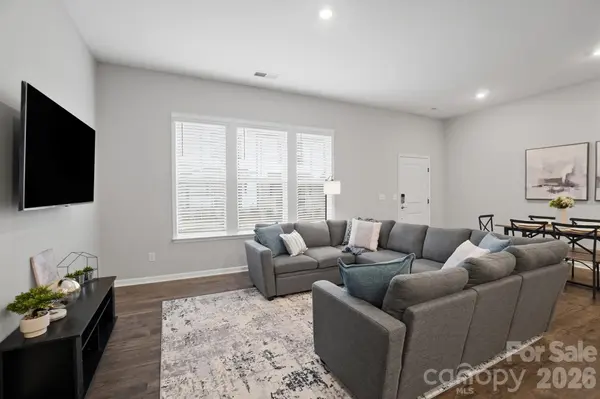 8928 Morning Mist RD, Charlotte, NC 28215