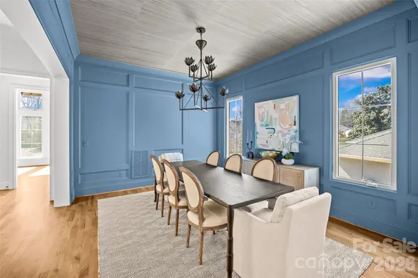 4715 Montclair AVE, Charlotte, NC 28211