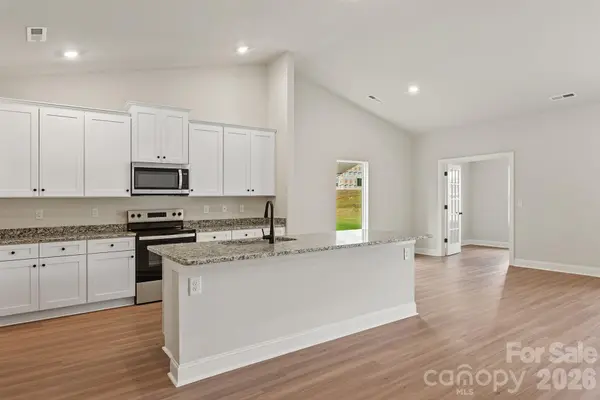 3629 Narrow LN, Charlotte, NC 28215