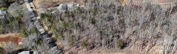 8768 Faires RD, Charlotte, NC 28215