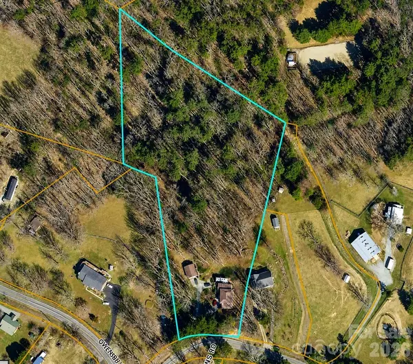 623 Owensby RD, Hendersonville, NC 28792