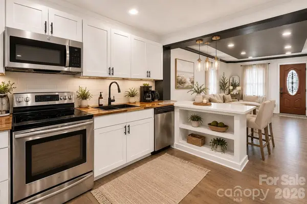 332 Dunlap ST, Lancaster, SC 29720