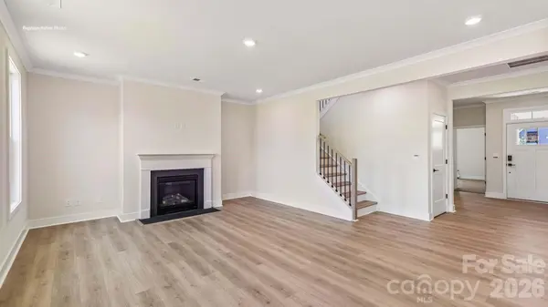 4243 Round Table DR, Gastonia, NC 28056