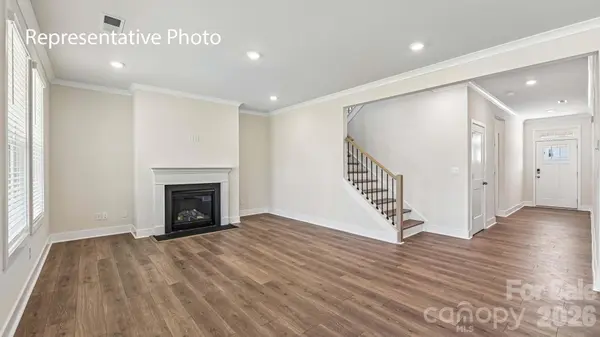 4225 Round Table DR, Gastonia, NC 28056