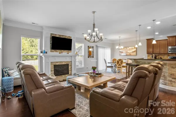 10621 Shanon Darby LN, Charlotte, NC 28214