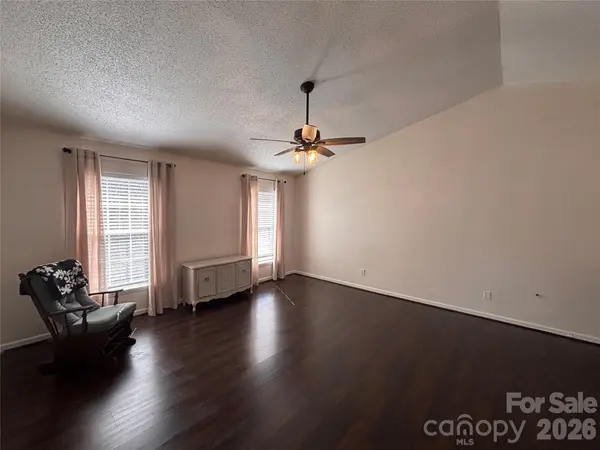 5164 Ralph Winchester RD, Lenoir, NC 28645
