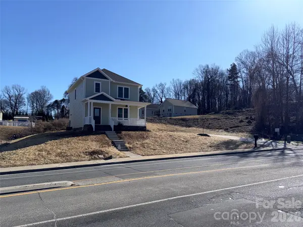 449 Cabarrus AVE W #3, Concord, NC 28027