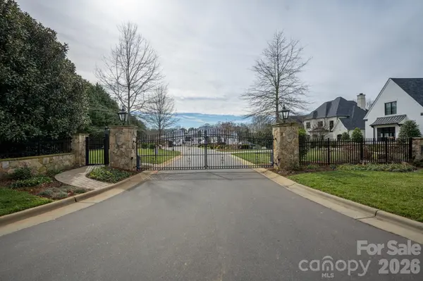 504 Bear Paw DR, Waxhaw, NC 28173