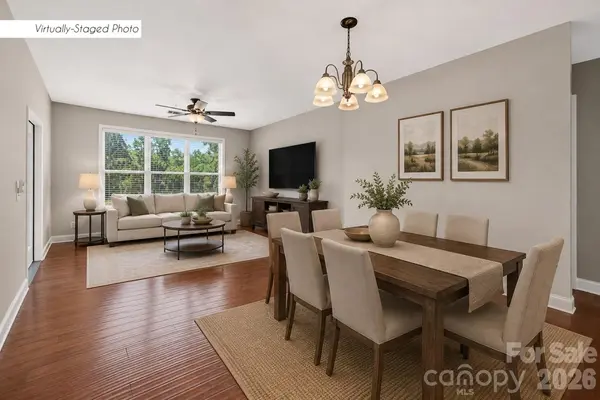 1000 E Woodlawn RD #311, Charlotte, NC 28209