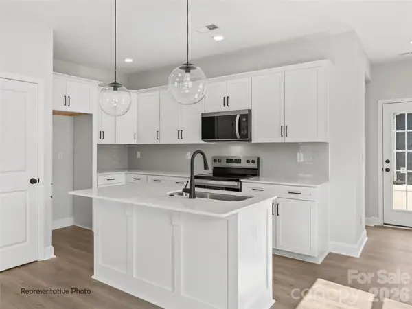 119 Cherry Springs LN #11-A, Asheville, NC 28804