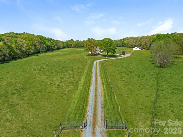16160 Hopewell Church RD, Midland, NC 28107