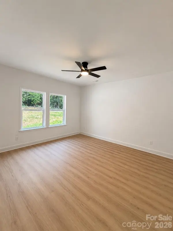 123 Chapel Hill DR, Troy, NC 27371