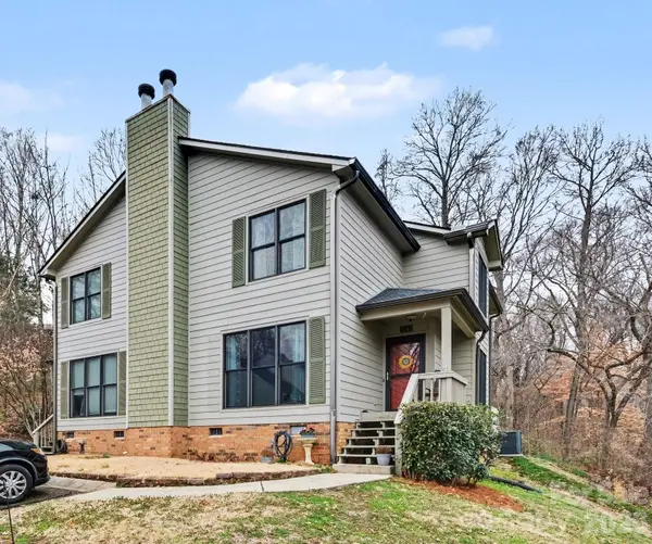 3240 Carlyle DR NW, Concord, NC 28027