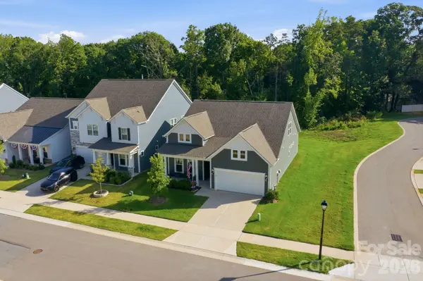 131 Reids Cove DR, Mooresville, NC 28117