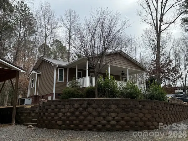 110 Indian Harbor CIR #E237/238, Mount Gilead, NC 27306