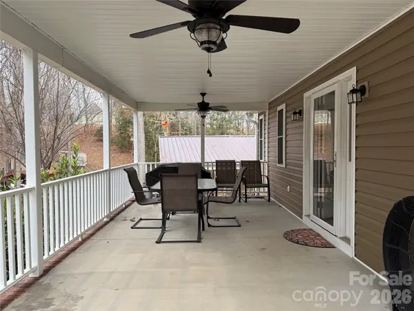 110 Indian Harbor CIR #E237/238, Mount Gilead, NC 27306