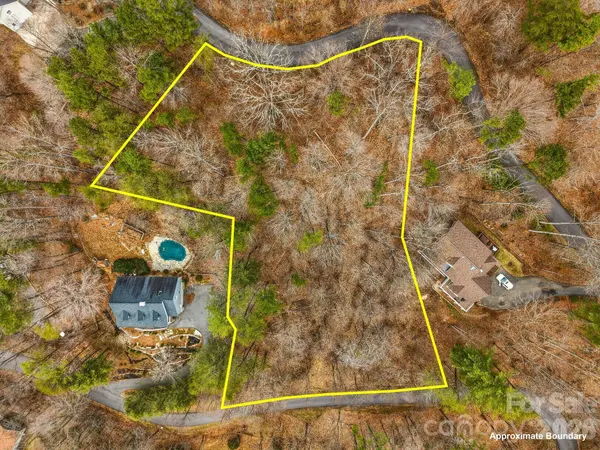 99999 Hawk View DR #7, Asheville, NC 28804
