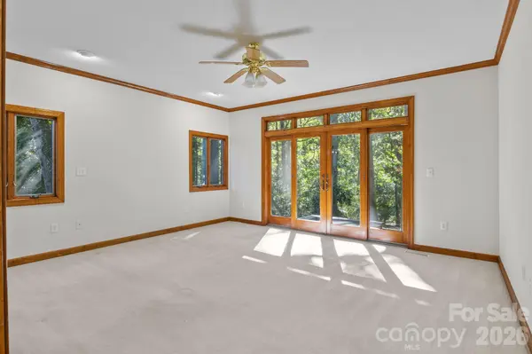 19322 Yachtman DR, Cornelius, NC 28031