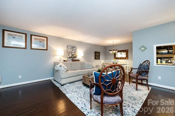 3929 Colony Crossing DR, Charlotte, NC 28226