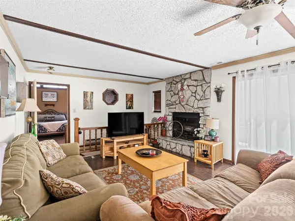 174 Pleasant RDG, Maggie Valley, NC 28751