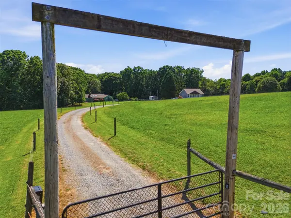 4242 John Ritchie RD, Iron Station, NC 28080