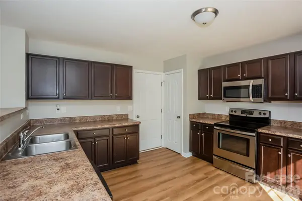4308 Grant Martin DR, Charlotte, NC 28208