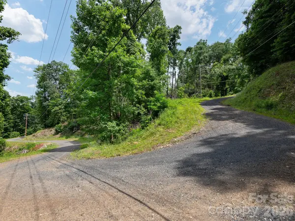 99999 Winterberry RD #11, Burnsville, NC 28714