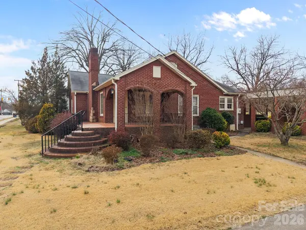 911 N Long ES ST, Salisbury, NC 28144