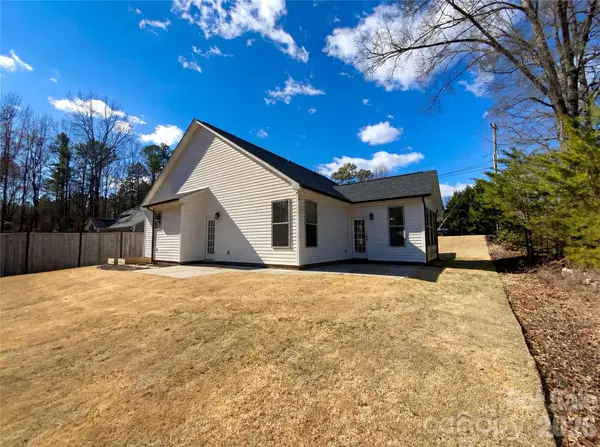 429 Old Speedway DR NW, Concord, NC 28027